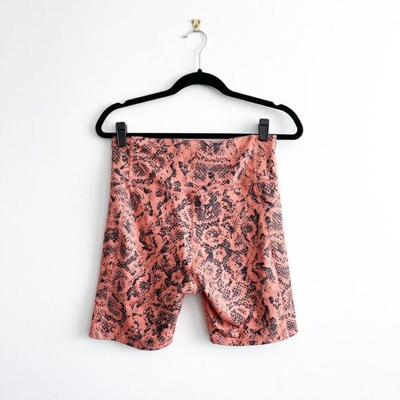 Jessica Simpson Snakeskin Print High-Rise Bicycle Shorts // Size Large // NWOT - Picture 5 of 11